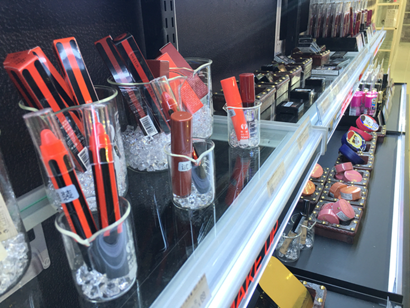 结合爆品陈列思维，让顾客一眼就能挑选到每个品类的明星单品。