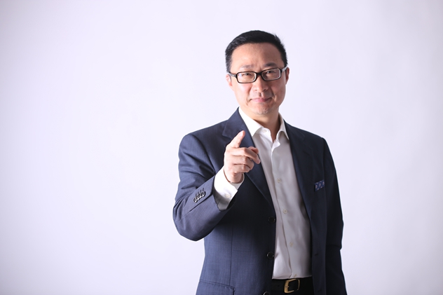 陆晓明_副本1.jpg