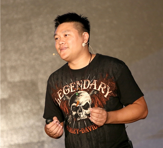 1464753599832226.jpg 张照宏_副本.jpg