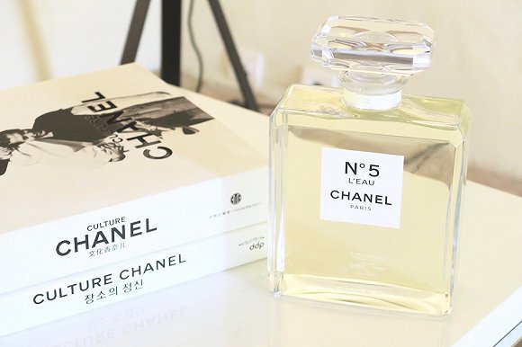 Chanel No.5香水新版本“五号之水(No. 5 L’eau)” Chanel No.5香水新版本“五号之水(No. 5 L’eau)”