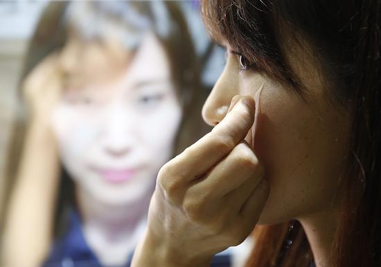 松下遮瑕超薄“化妆贴” 松下遮瑕超薄“化妆贴”