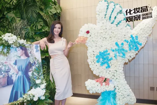 百雀羚代言人李冰冰 百雀羚代言人李冰冰