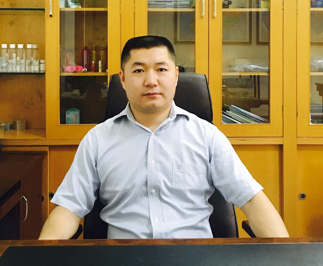柳丝木创始人邓建明 柳丝木创始人邓建明