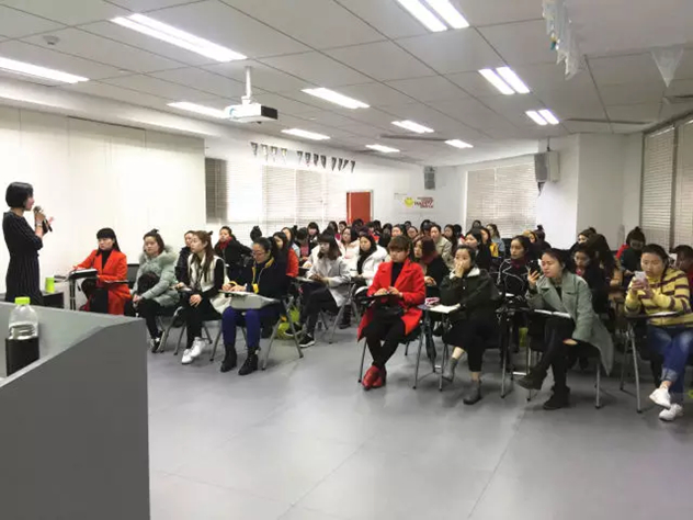 娇兰佳人成都春季药妆大训