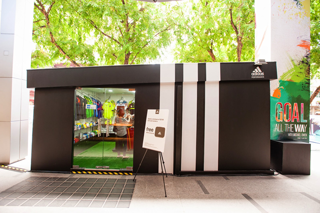 Adidas以鞋盒为造型的快闪店 Adidas以鞋盒为造型的快闪店