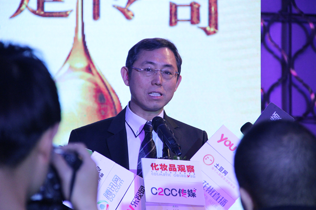 北京工商大学中国化妆品研究中心主任、北京日化协会理事长董银卯 北京工商大学中国化妆品研究中心主任、北京日化协会理事长董银卯
