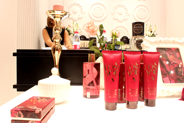 MOR ROSA NOIR野玫瑰系列 MOR ROSA NOIR野玫瑰系列