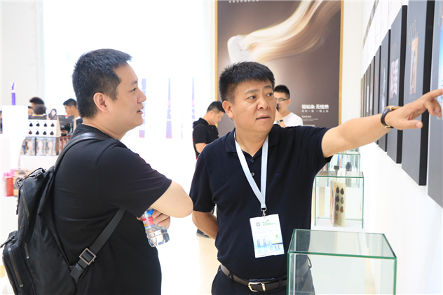 1495691272947619.jpg 西巍巍.jpg