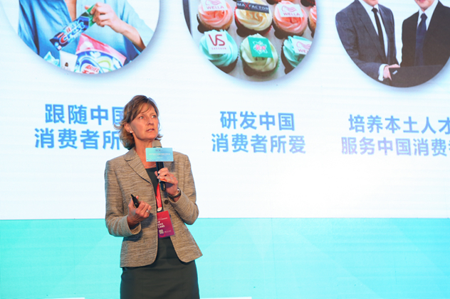 宝洁大中华区产品供应部副总裁马文娜(Mary K Wagner) 宝洁大中华区产品供应部副总裁马文娜(Mary K Wagner)