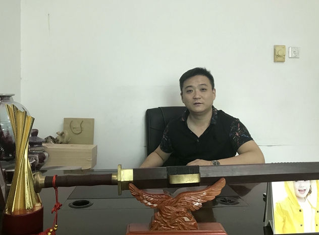 1500459173363395.jpg 杨明.jpg