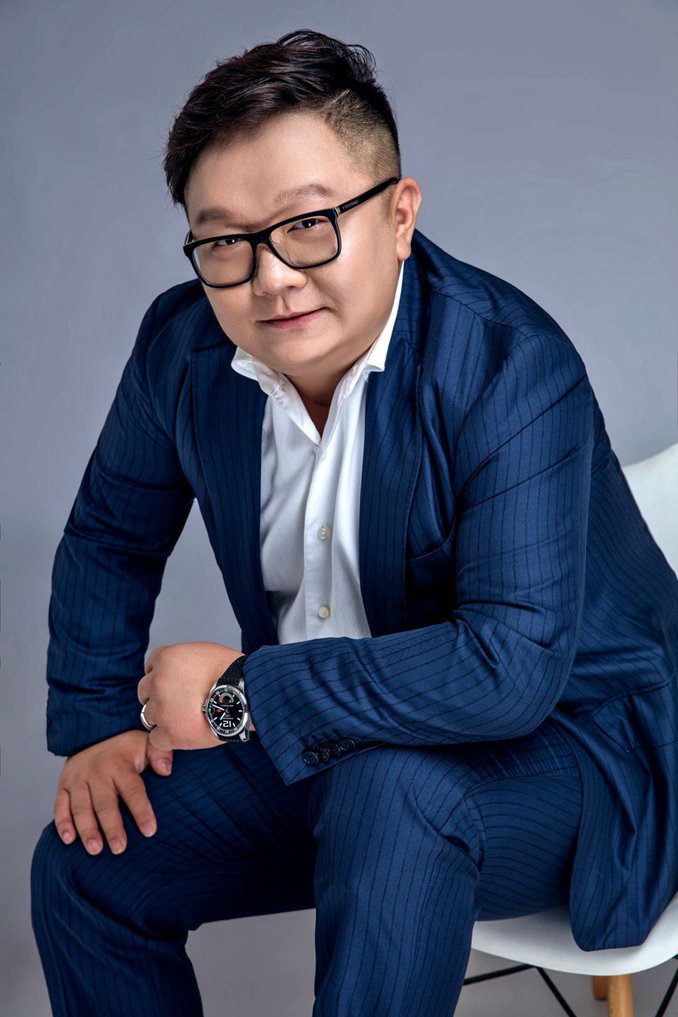 1502937785209712.jpg 杜鸣_副本.jpg