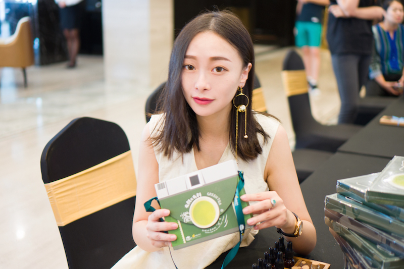 1503921934764606.jpg 图为美容达人彬彬爱冉宝贝.jpg