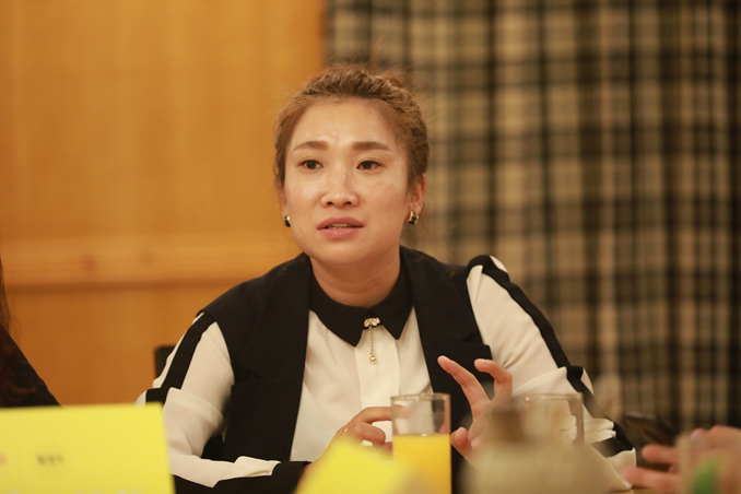 1505893023278517.jpg 刘媛_副本.jpg