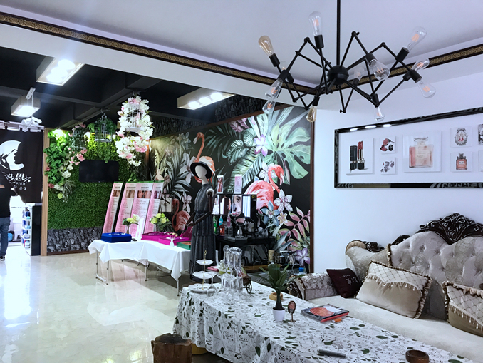 1506741513132281.jpg 乐莎思尔 二楼精心打造的沙龙区02.jpg