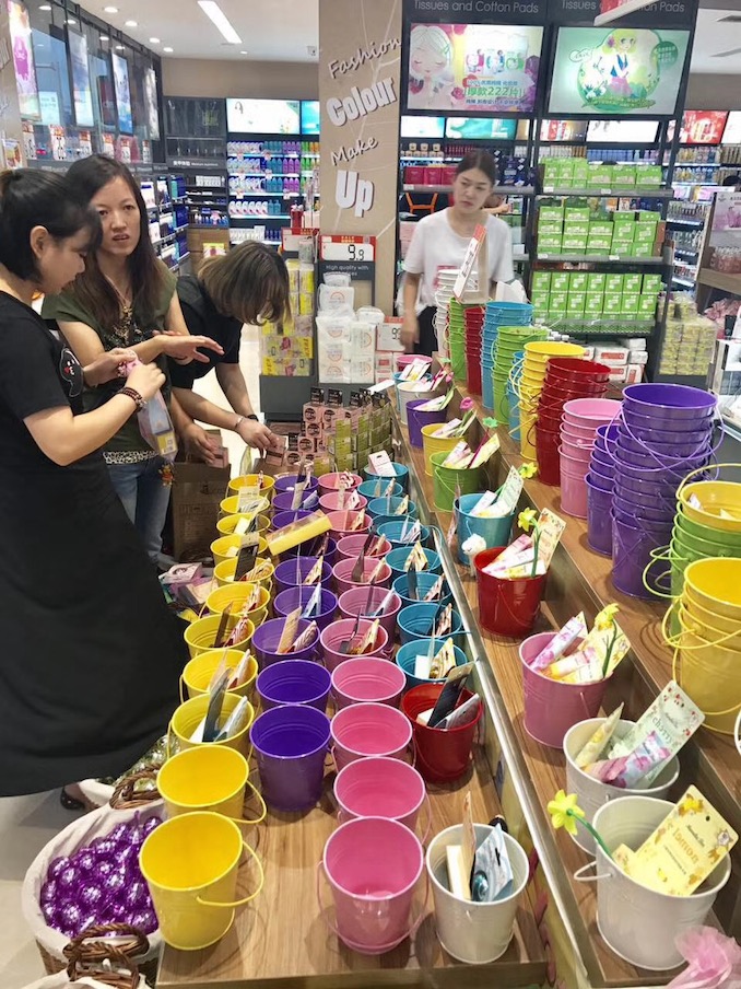 1507690530946270.jpg 小蜜坊集市2.jpg