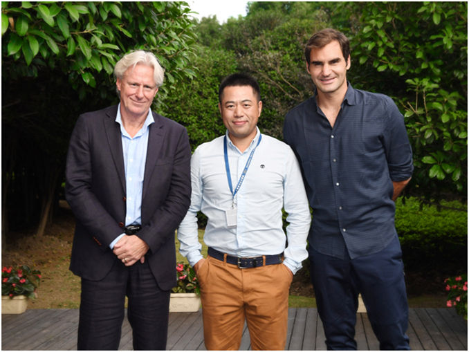 Doctor Li 总经理夏文与两代网球天王(博格、费德勒) Doctor Li 总经理夏文与两代网球天王(博格、费德勒)