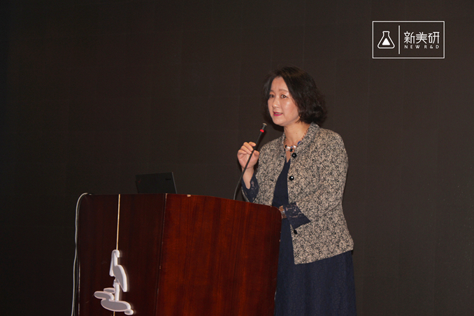 欧莱雅(中国)生命科学部总监蔡臻子博士 欧莱雅(中国)生命科学部总监蔡臻子博士