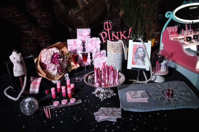 玻儿彩妆发布新品pink系列.JPG 玻儿彩妆发布新品pink系列.JPG