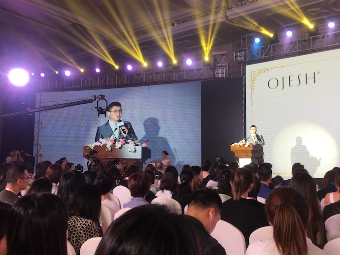 1513526530854171.jpg 德国亚森集团董事长王磊.JPG