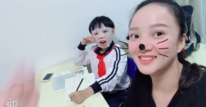 1519892079610366.jpg 00后敷面膜.jpg