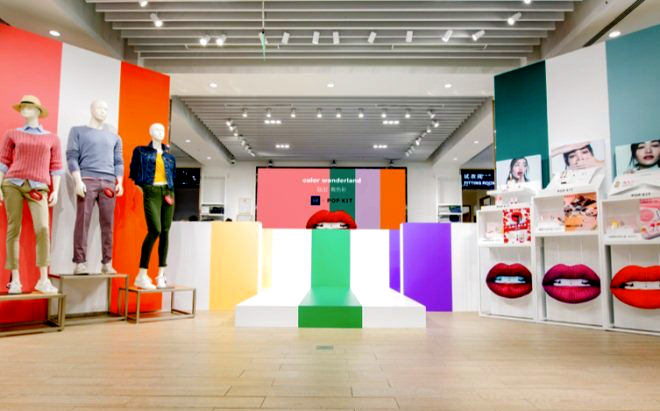 Gap在店内开POP KIT彩妆快闪店 Gap在店内开POP KIT彩妆快闪店