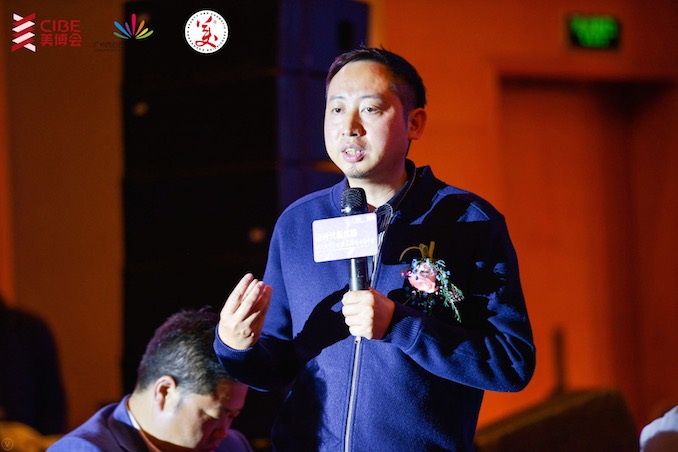 1520525322117188.jpg 覃杰.jpg