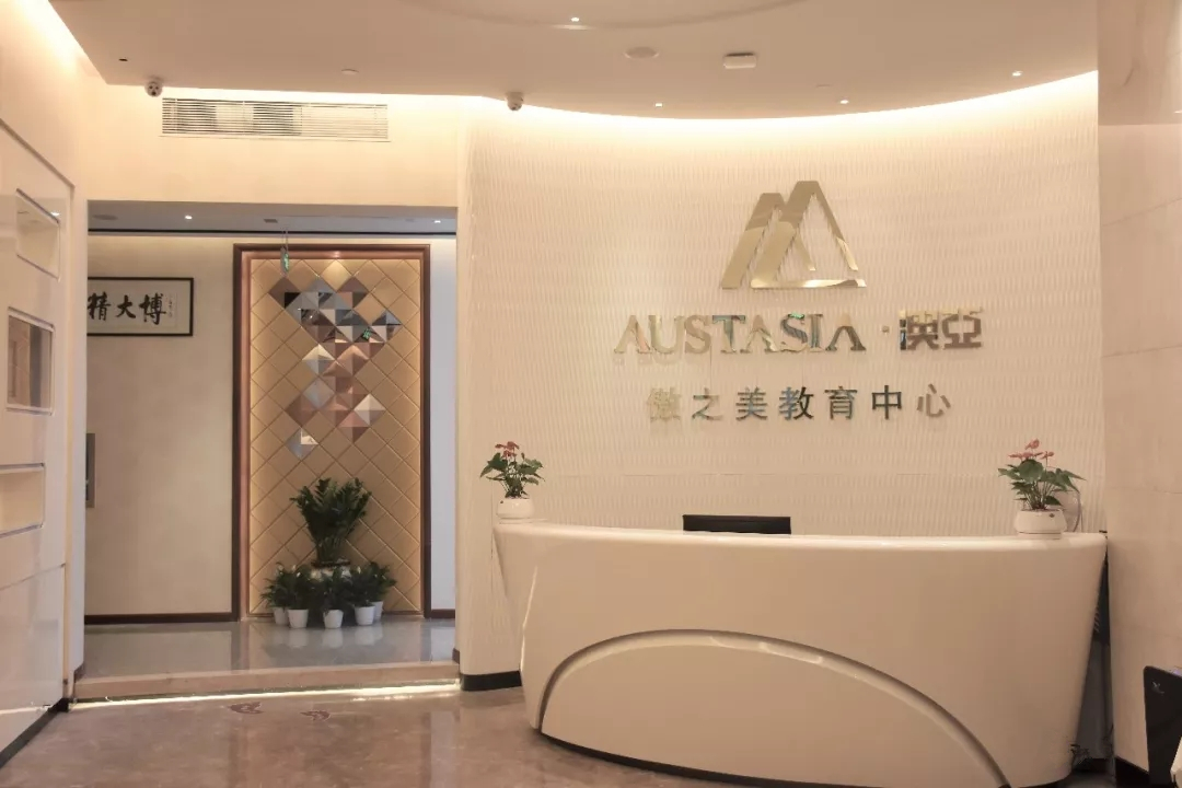 玛丽安保莱 玛丽安保莱
