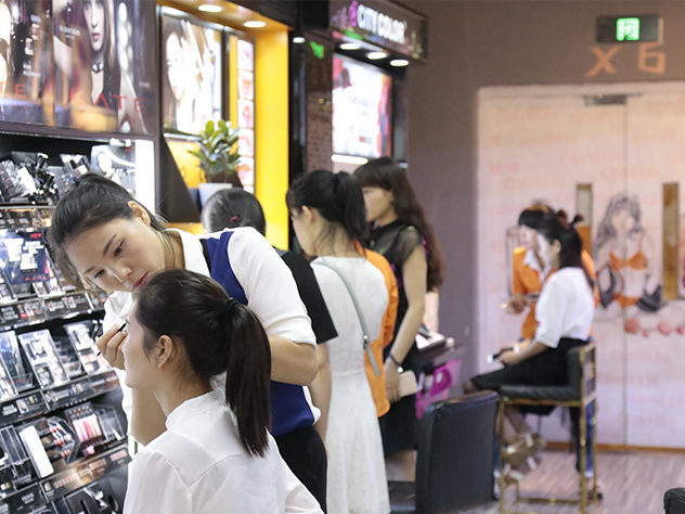 化妆品店BA 化妆品店BA