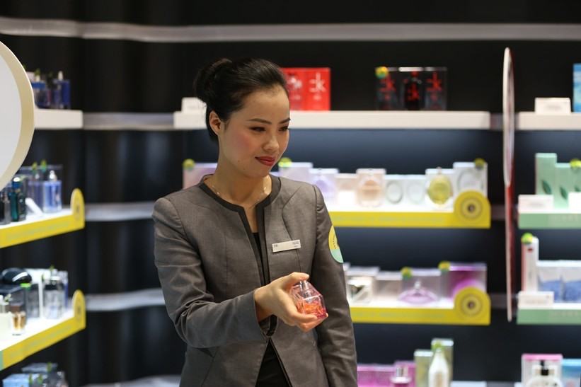 化妆品店BA 化妆品店BA