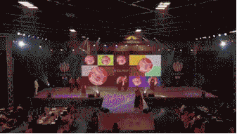 1529902785167954.gif 20180625125822.gif