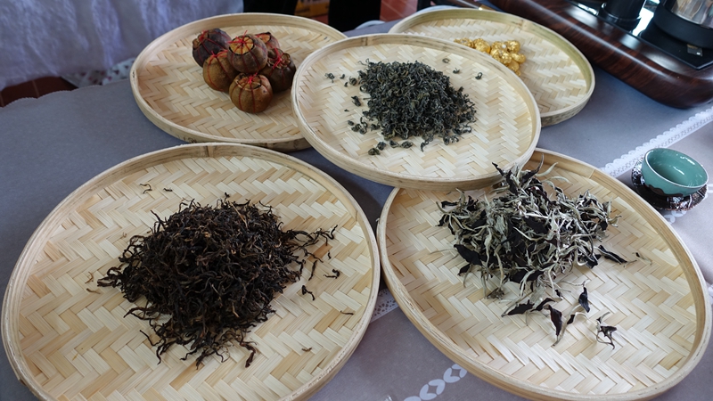 相宜本草黑茶 相宜本草黑茶