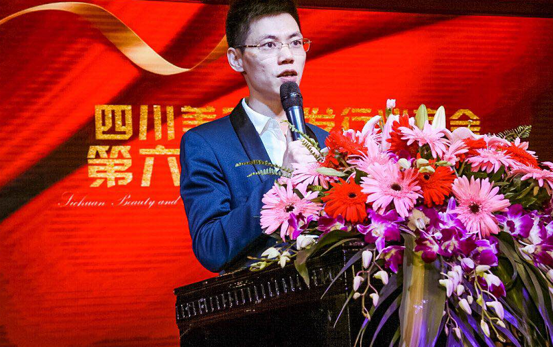第六届理事会副会长唐名远代表副会长发言 第六届理事会副会长唐名远代表副会长发言