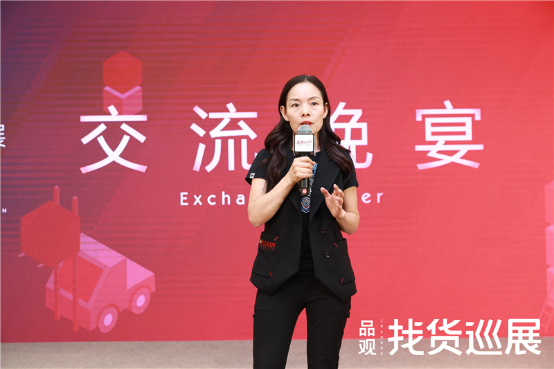 邓敏.jpg
