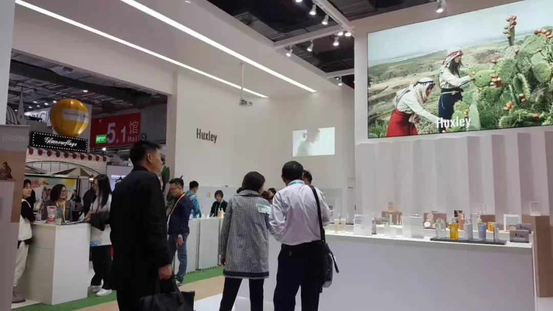1541954393260569.jpg 未命名_副本.jpg