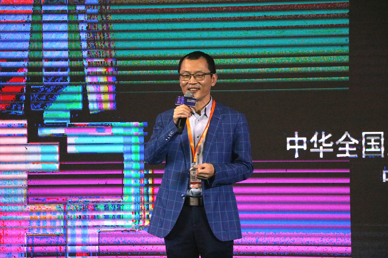1552229527641612.jpg 中国国际美博会执行主席兼CEO蔡永忠_副本.jpg
