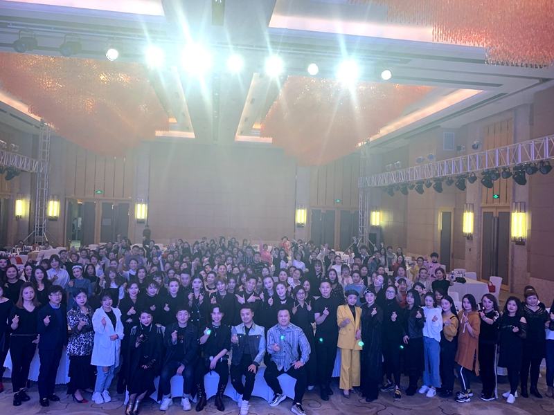 微信图片_20190320203833_副本.jpg