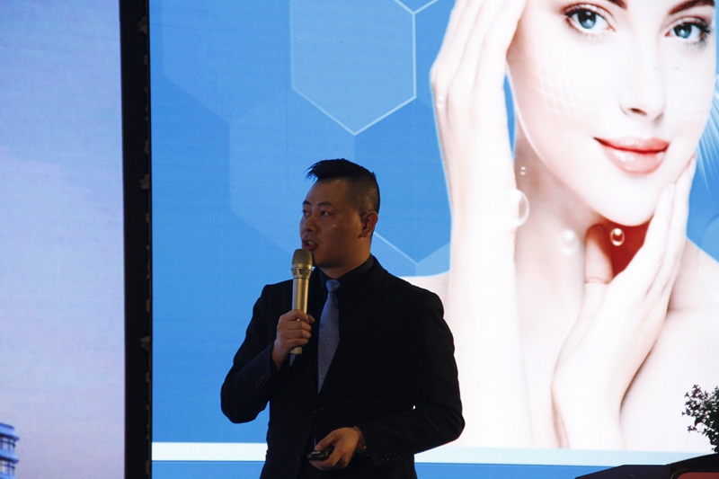 01粉合集团LT肌肤管理事业部总监沈佟.jpg