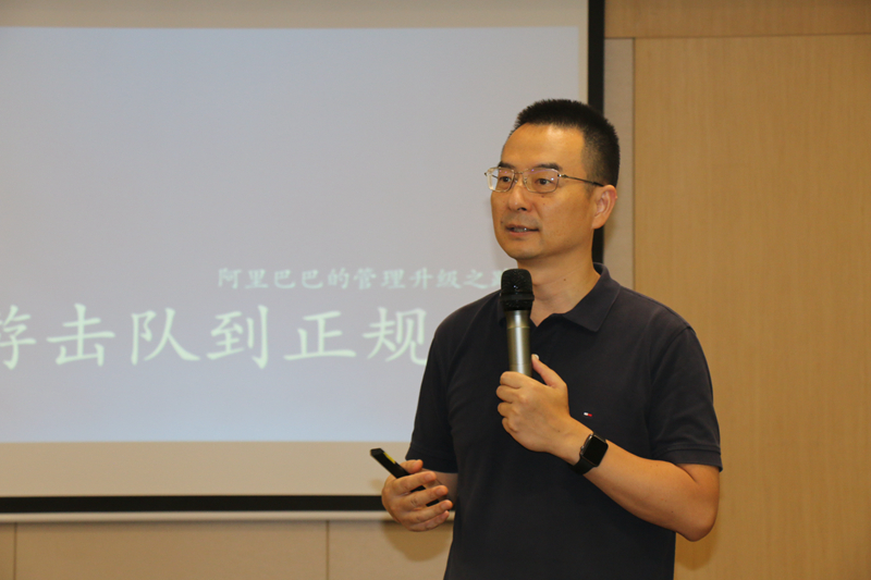 1562126492911877.jpg 张璞_副本.jpg