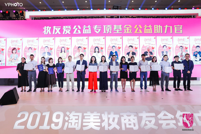 1562927789224116.jpg vbox7163_AK4A6015_205919_small_副本.jpg