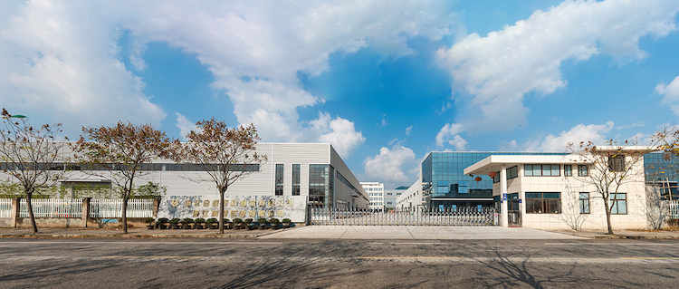 公司全景-大门.jpg