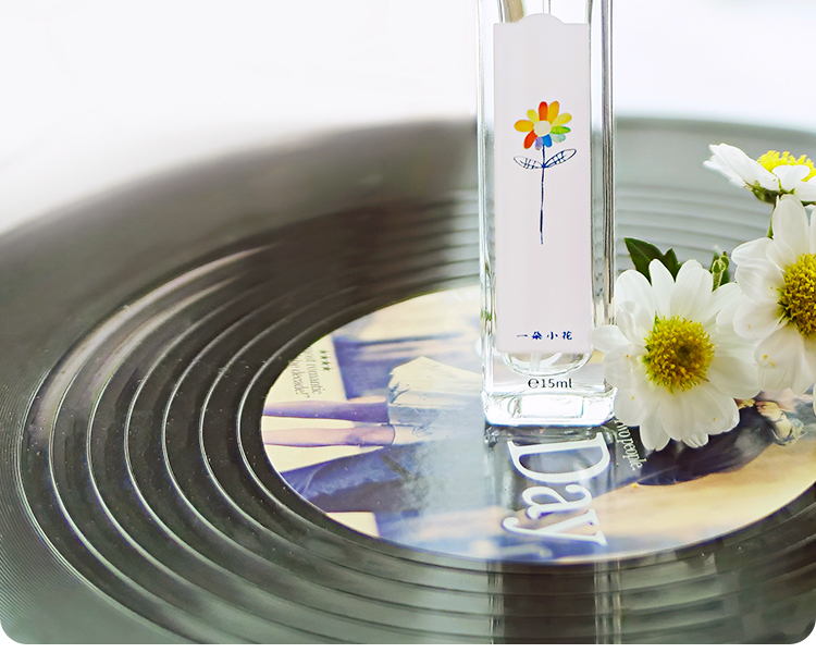 一朵小花15ml_13.jpg
