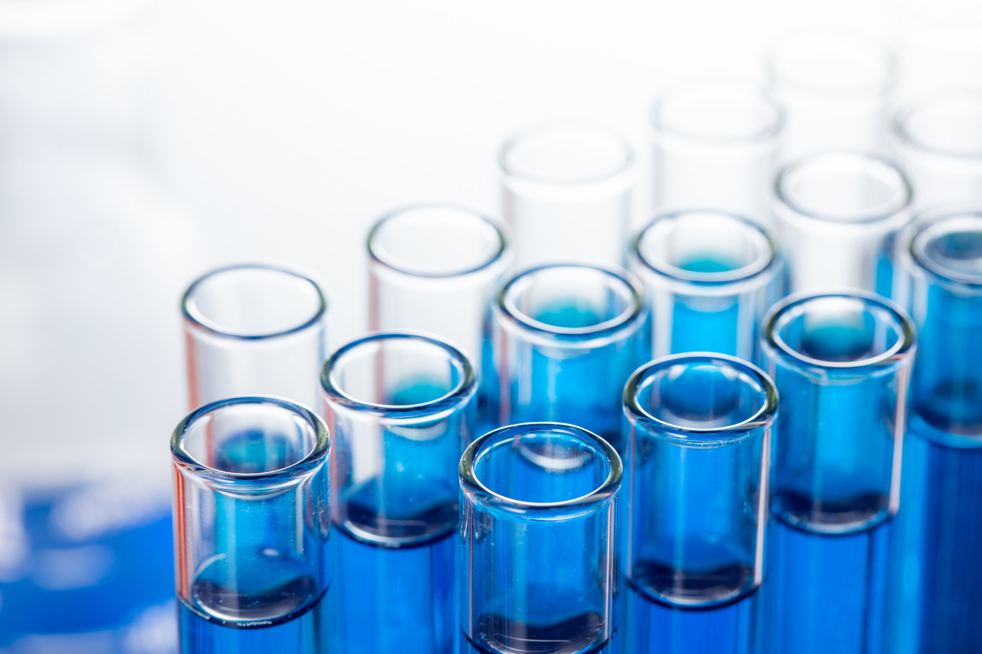 1662607264923417.jpg 摄图网_501573247_banner_科学实验器械试管特写(企业商用).jpg