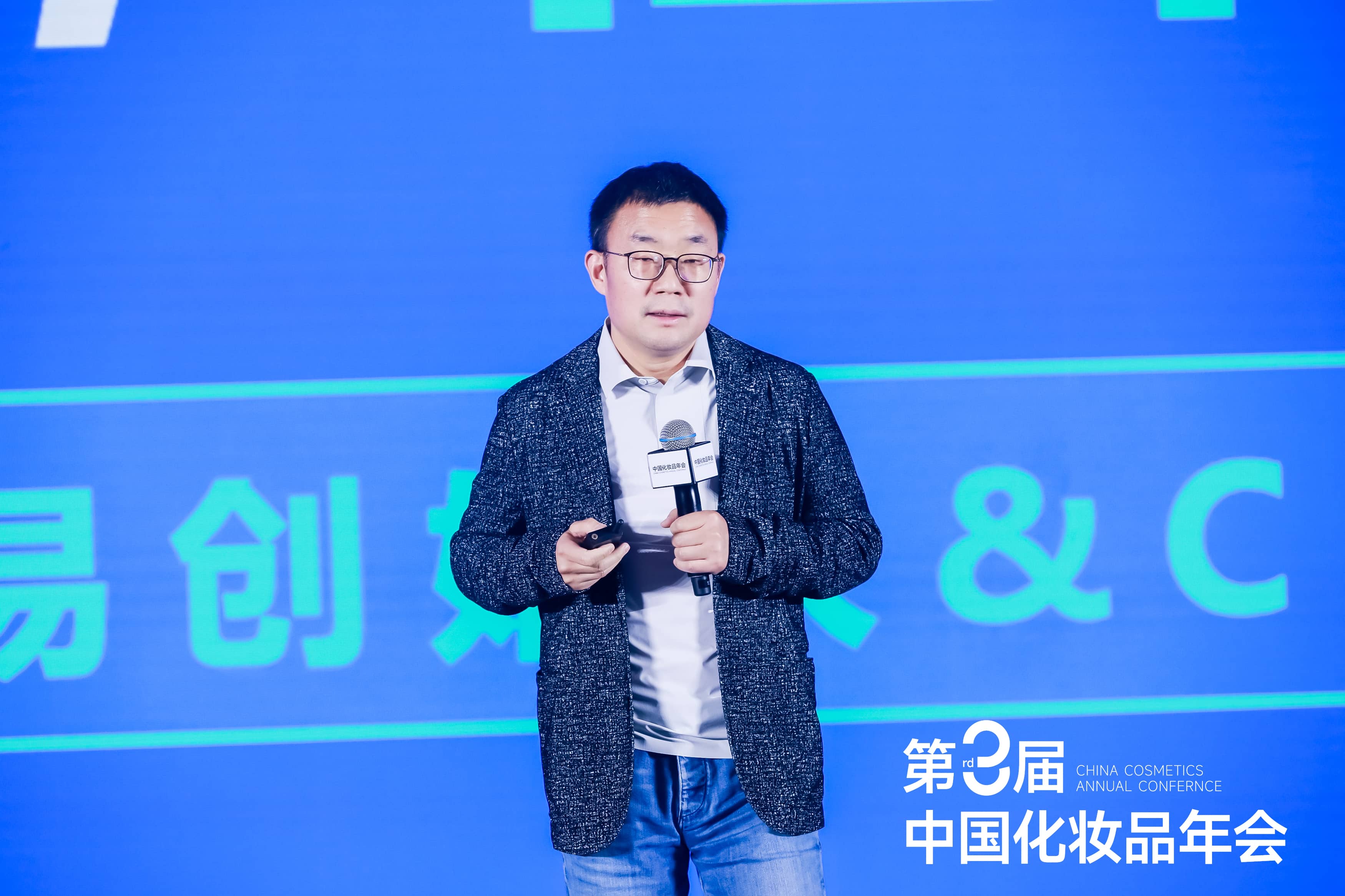 1680162245347664.jpg 15徐扬-tuya.jpg
