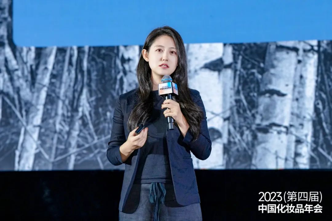 10015.jpg