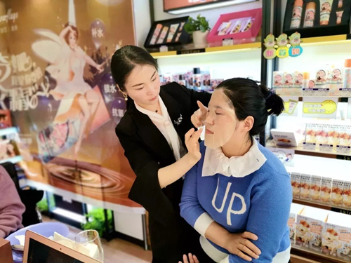 杏林学堂⑫丨门店亟需专业化妆品人才 你的BA达标了吗？