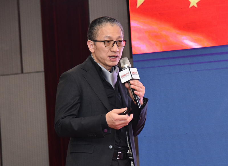 品观APP年会丨英硕吴盛铨：互联网技术革命将推动包材创新