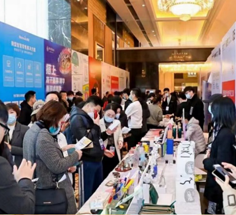 人气爆棚,签单不停!中国化妆品年展透露了什么信号?