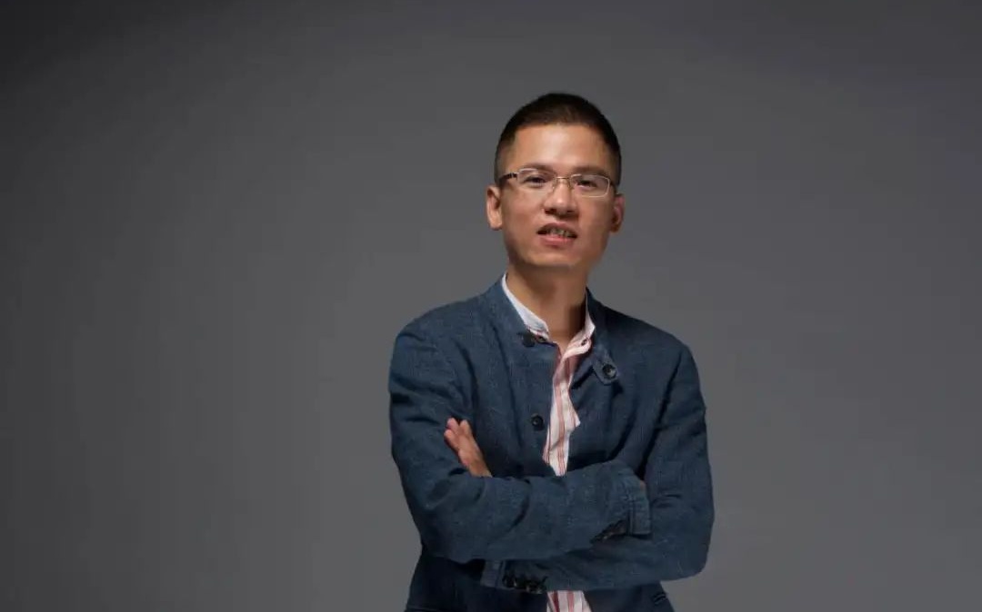 吕义雄的世界观和上美的帝国尺幅
