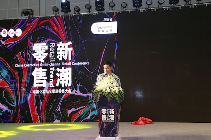 逛展大虹桥唐三彩周彦鑫迎合消费者需求才会成功