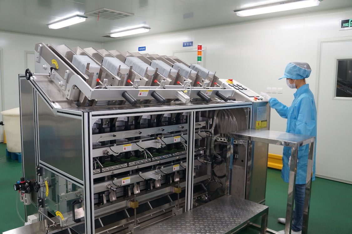 客户涵盖联合利华百雀羚稚优泉这家香水工厂凭什么
